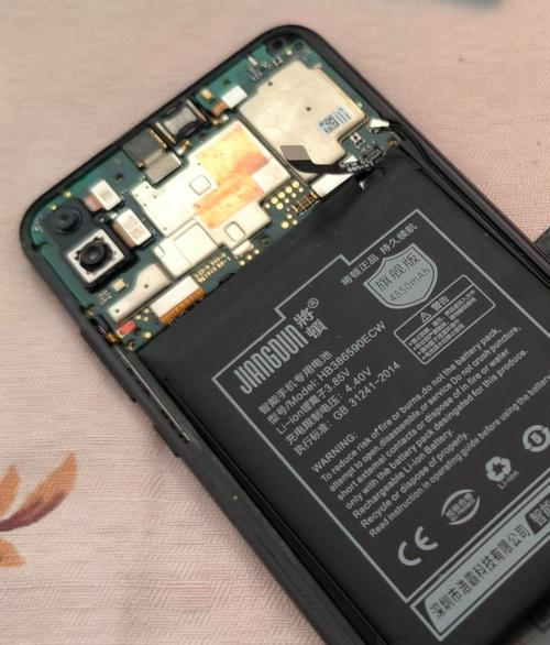 华为荣耀8怎么换电池图解