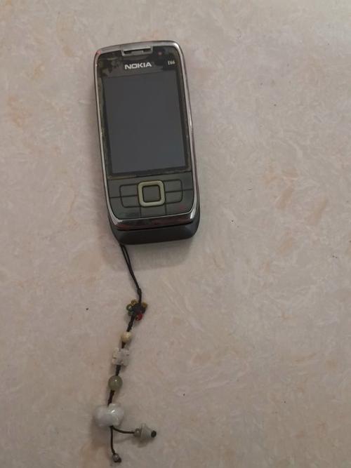 诺基亚e66可以连接手机无线网吗?