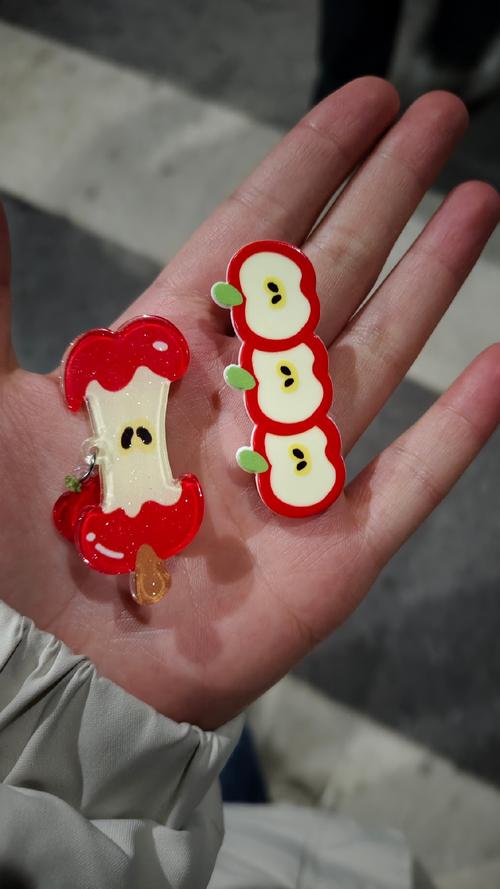 小夹子MP3使用方法是怎么样的啊???急急!!!