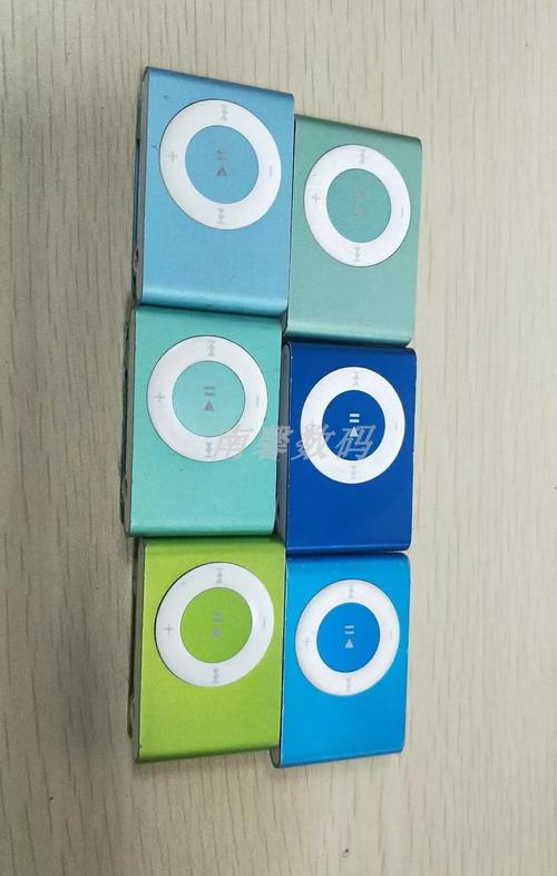 苹果夹子的MP3创建新的文件夹后怎么把自己想听的东西放进去?