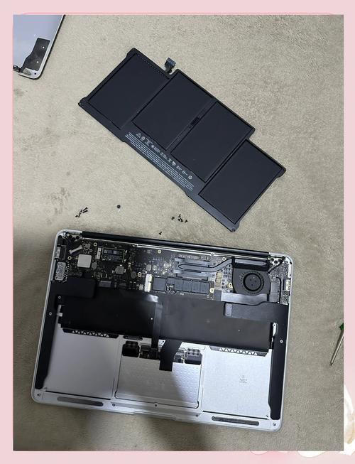 2015款的macbookair11寸内存和硬盘可以升级吗