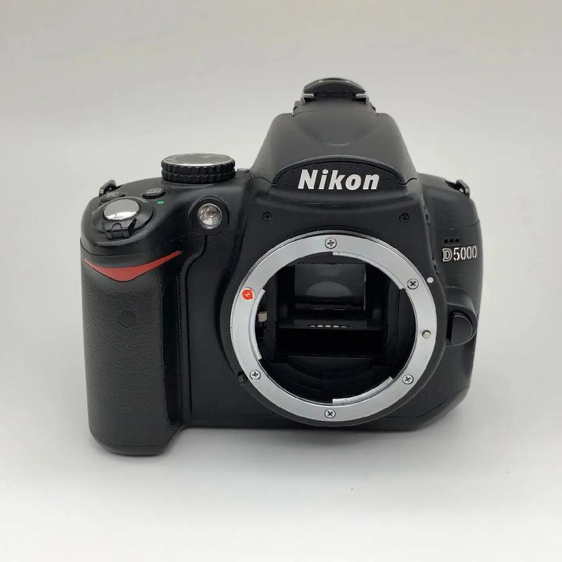 尼康d5000有什么优缺点吗