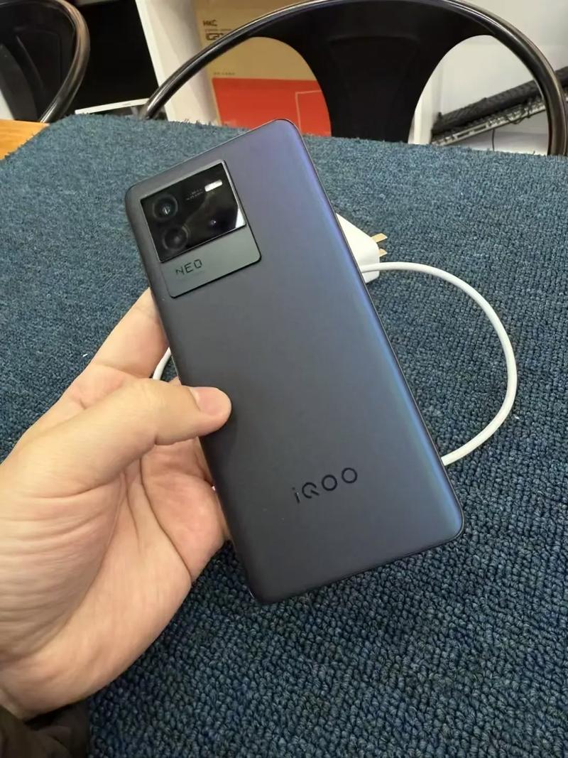 游戏性能旗舰iQOONeo6正式发布,你觉得值得入手吗?