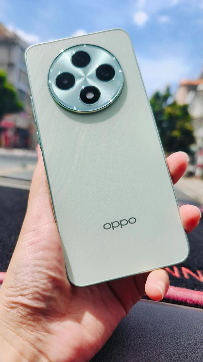 推荐一款1700左右手机