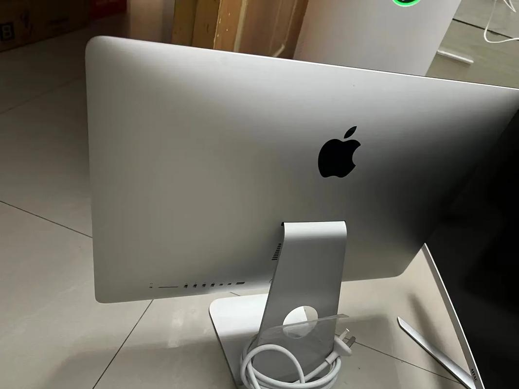 21.5寸的一体机电脑长宽是多少