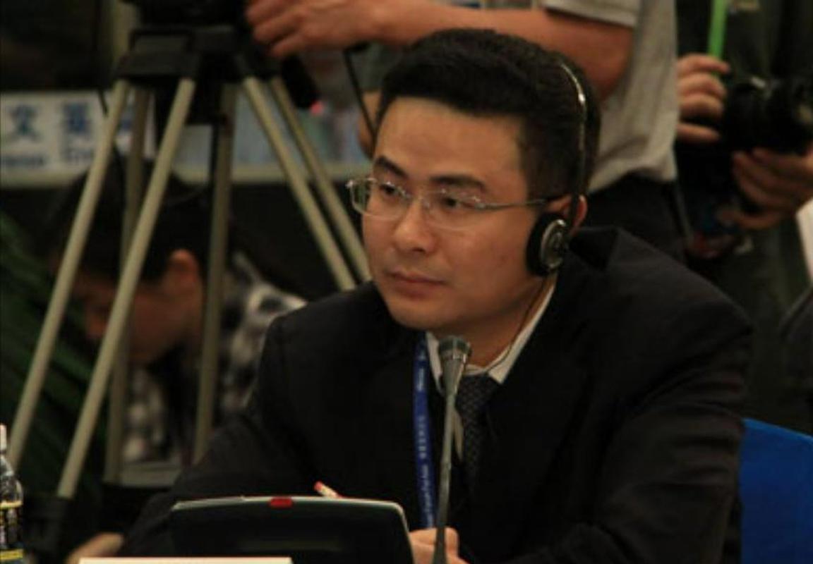 金立手机创始人:一赌输掉7亿美金,负债200亿跑路,至今去向成谜