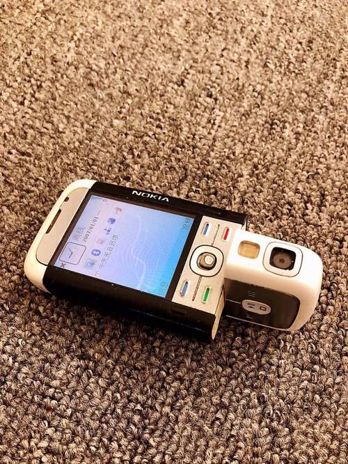 诺基亚5700多少钱当年?回忆一下那些年的经典手机