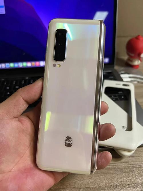 三星w2020是单卡还是双卡