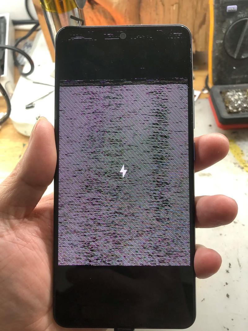 红米k30至尊纪念版死机开不了机手机无法重新启动?