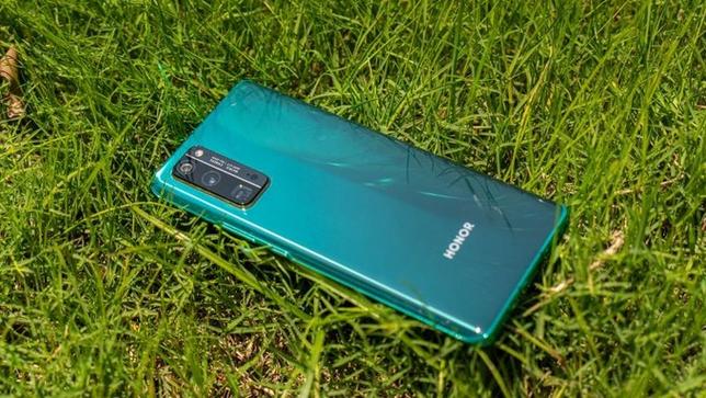 荣耀7x电池能用几年?