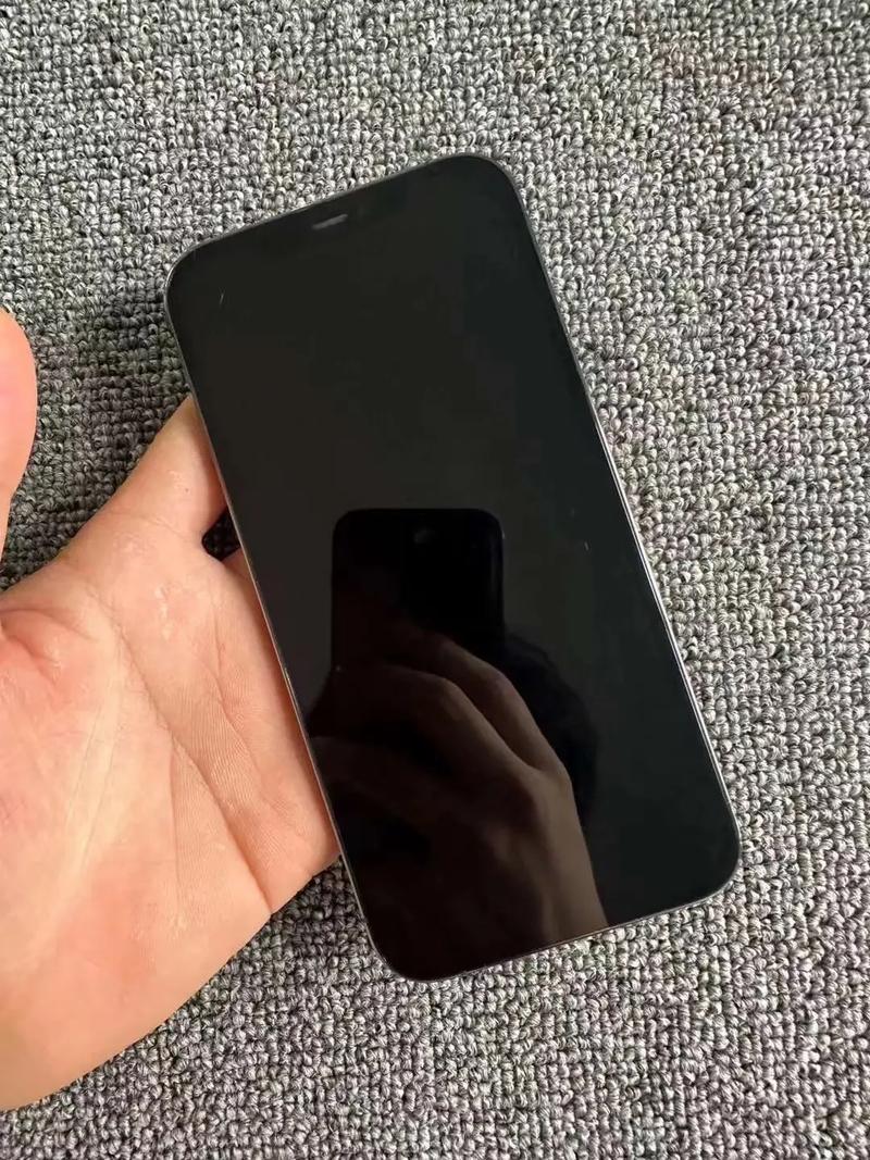 苹果12黑色pro新机费用