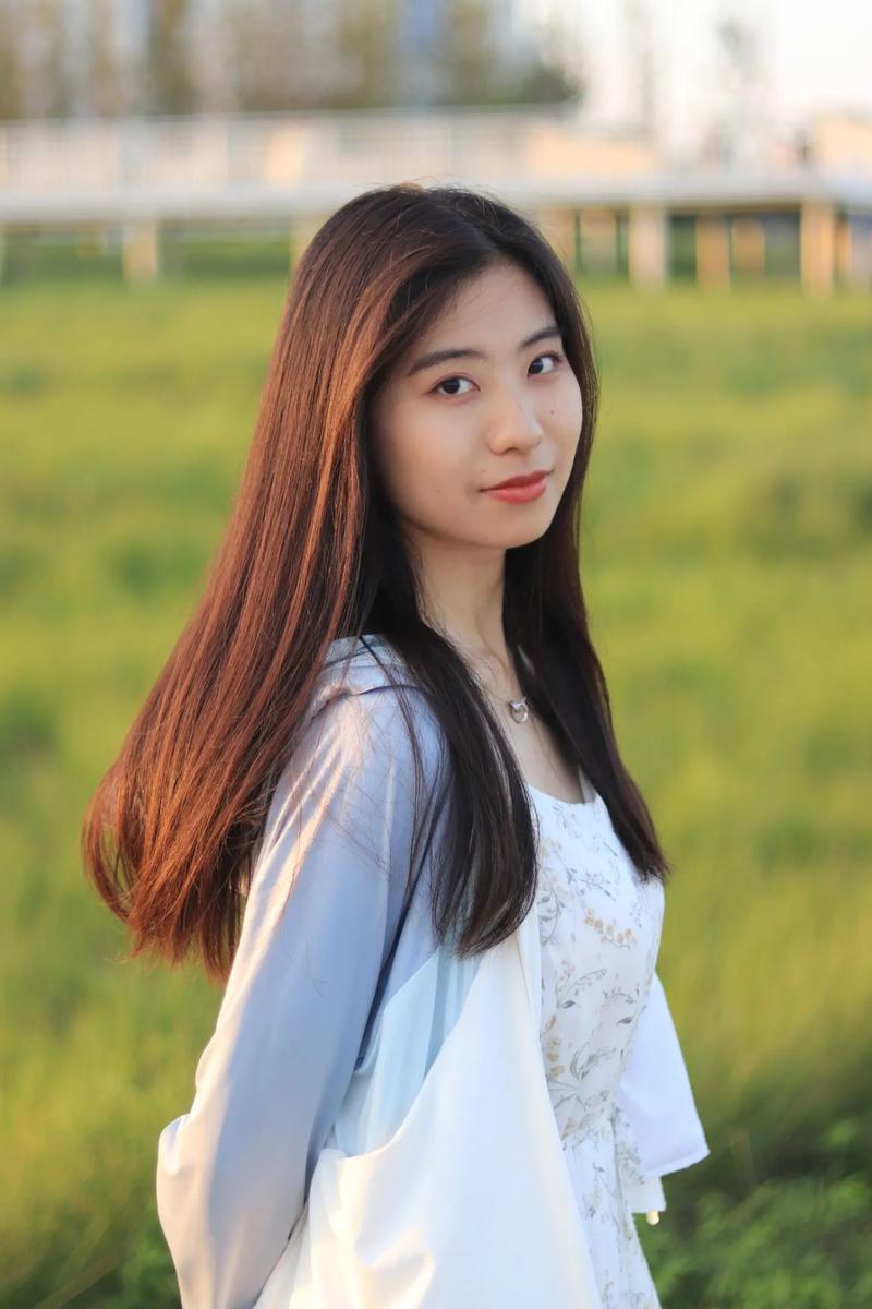 佳能650D跟700D,60D用什么镜头好,主要就家用旅游跟拍人像,4000以下_百度...