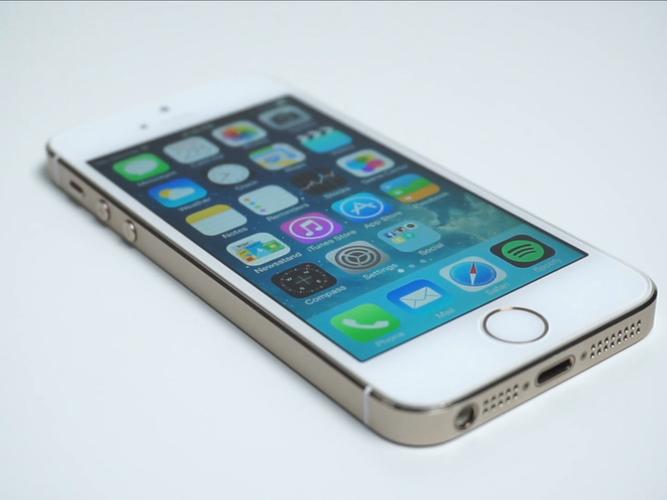 iphone7用哪个系统版本好