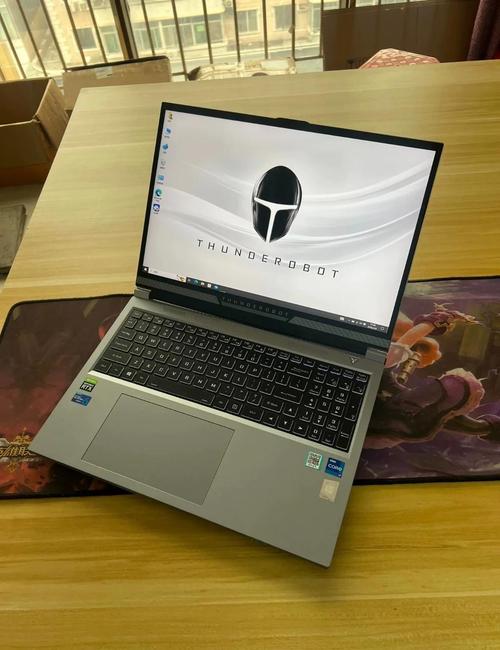 游戏本雷神好还是炫龙好