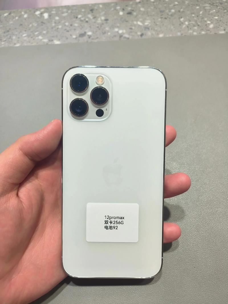 美版iPhone12promax是双卡吗?