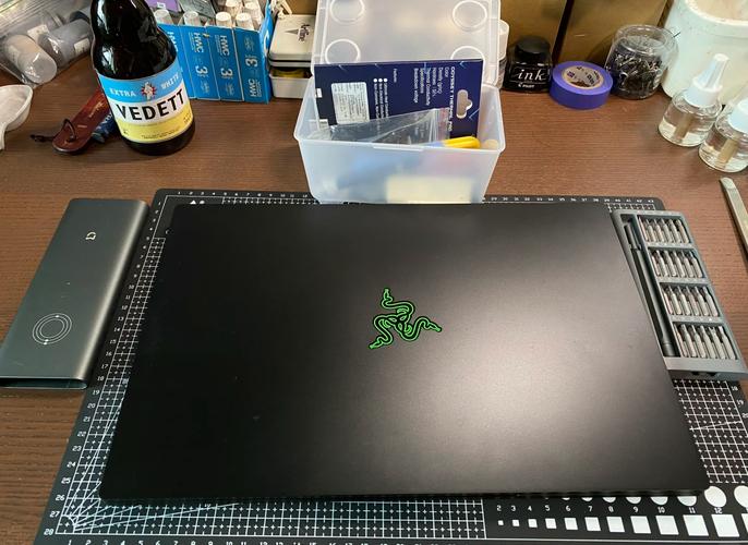 雷蛇笔记本电脑如何装系统