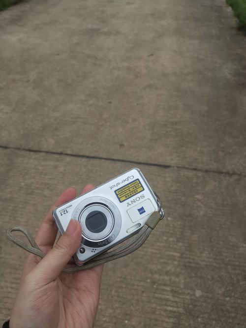 索尼W220基本参数