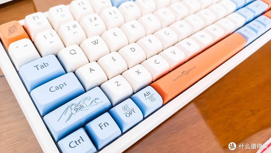 机械键盘什么品牌好用?艾石头/RK/狼途三款百元级机械键盘全面对比评测...