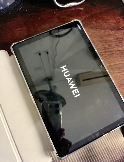 华为平板M5青春版10.1寸128g的外屏坏了换一下需要多少钱?