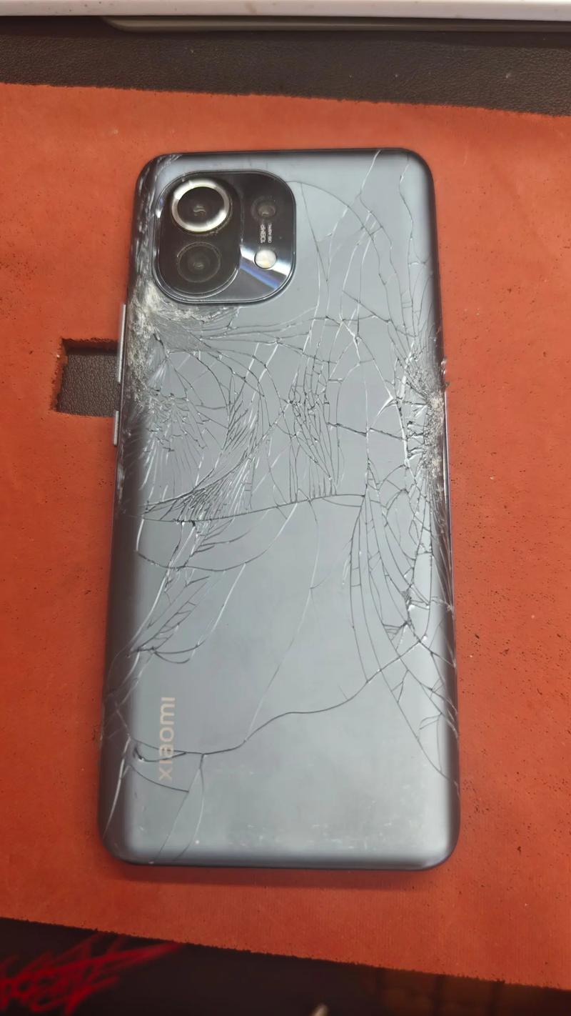 小米11pro换后盖多少钱(小米11换后盖多少钱)