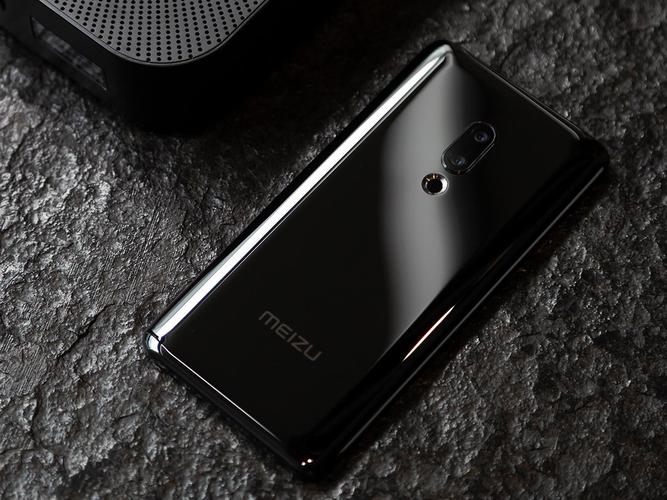 一人一桌,魅族Zero抢先发布