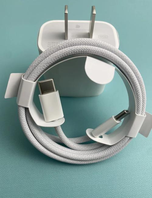 ipadpro(2018)支持二代笔的磁吸功能吗?支持20w的快充吗?