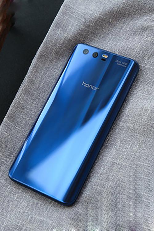 荣耀9用的什么屏幕