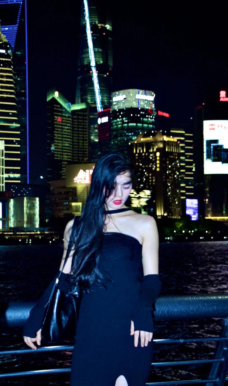 想问下单反佳能700d的相机怎么调参数才可以拍出清晰的照片来