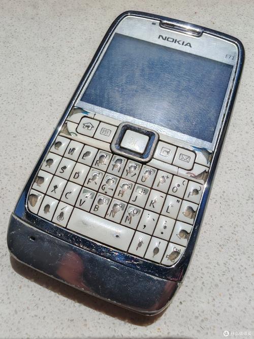 诺基亚N79手机参数解读诺基亚N79配置性能外观深度评测