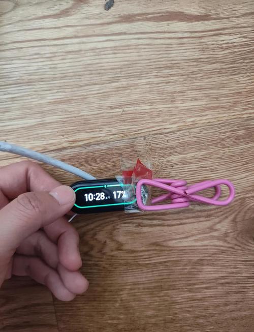 小米手环如何充电?小米手环充电图解