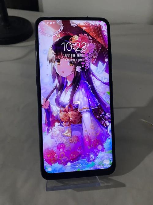 三星note10真机曝光,正面采用“独眼龙”设计,售价创历史新高