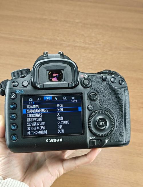 佳能5d3最建议买的一个镜头