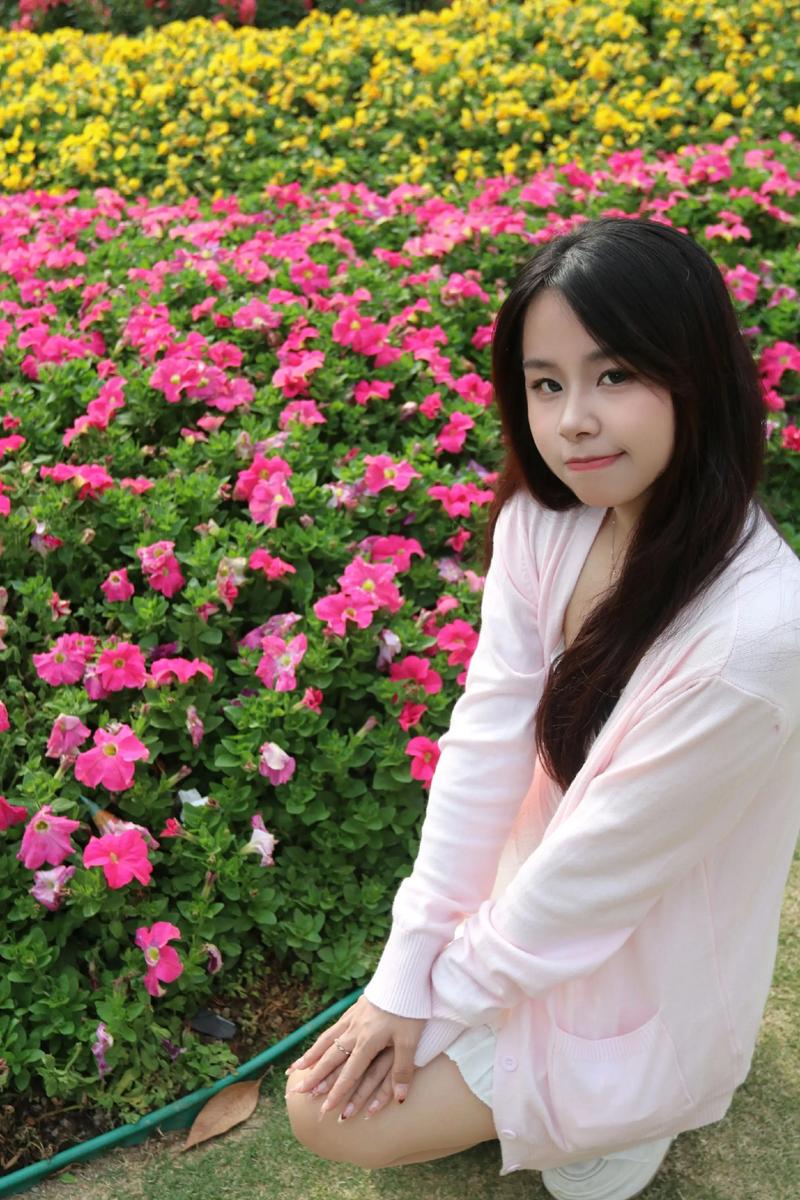 佳能拍人像用什么镜头好