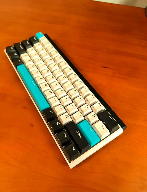 DURGOD杜伽机械键盘K310白光版开箱体验评测