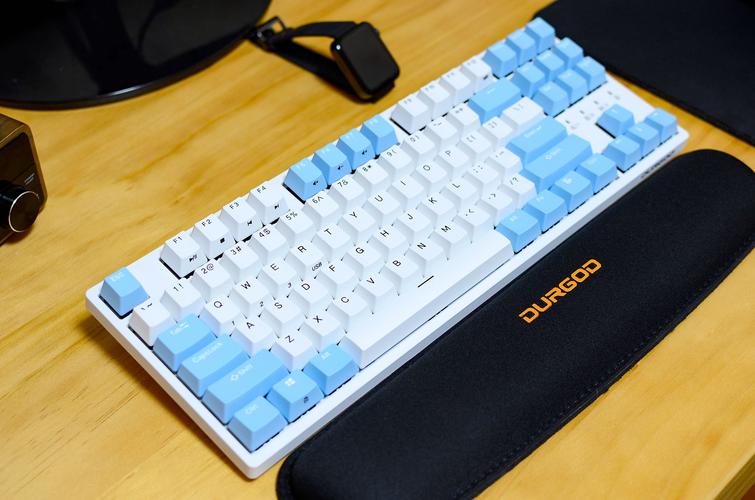 杜伽S230无线机械键盘的续航表现如何?