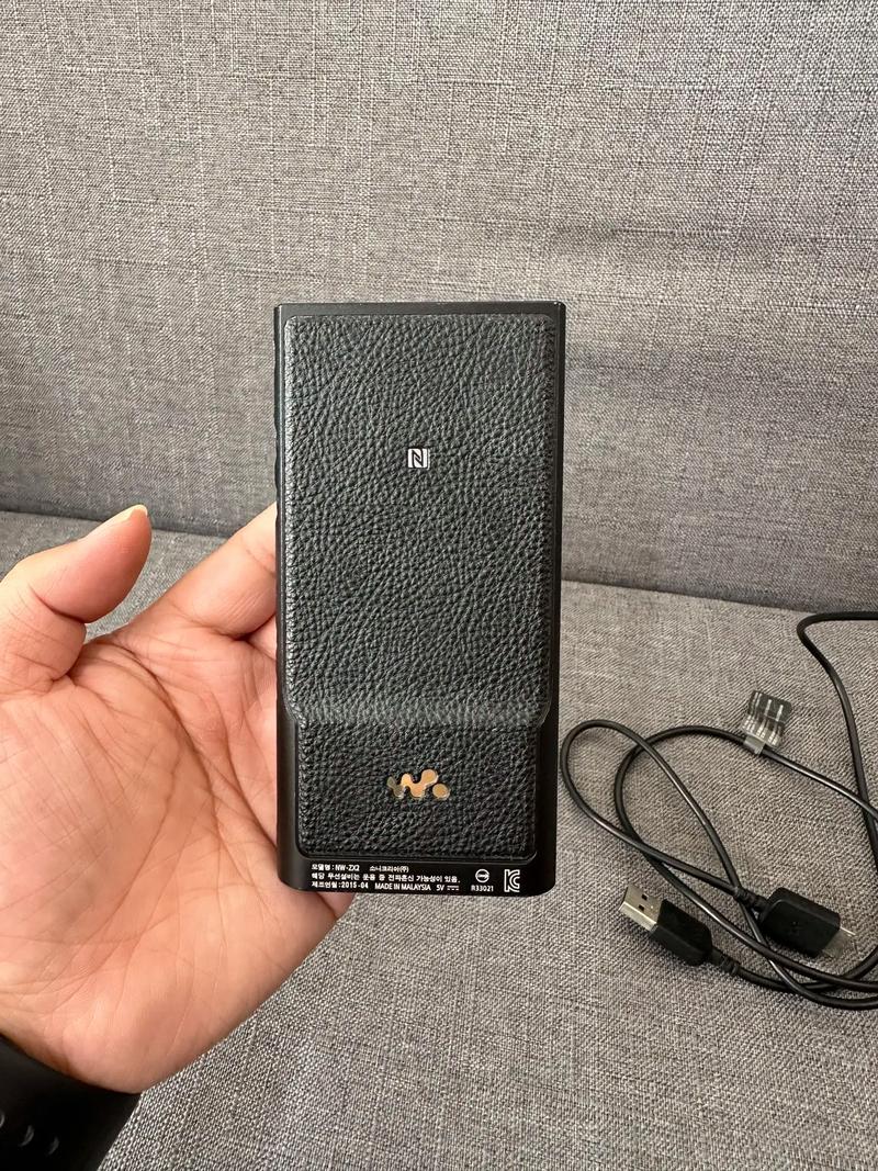 如何评价新出的索尼ZX2播放器?值得入手么?