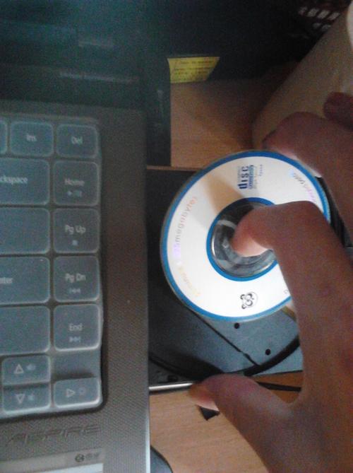 acer电脑如何放dvd光盘如何在笔记本电脑上播放DVD光盘