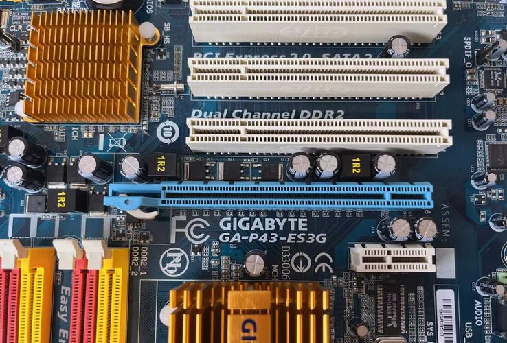 Q8300超频时FSB:DRAM是越高越好吗???