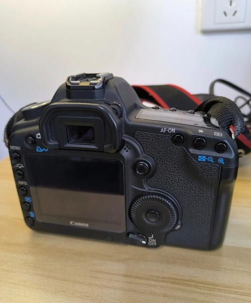 佳能5d2用什么卡