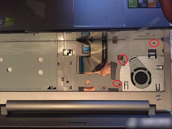 联想G500ITH和Z500ITH和宏基E1414I5哪个好?哪位能给点建议?