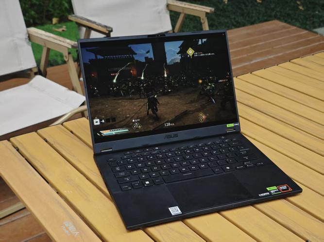 能玩大型游戏的笔记本电脑