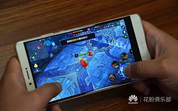 荣耀8,v8,note8哪个玩王者荣耀好