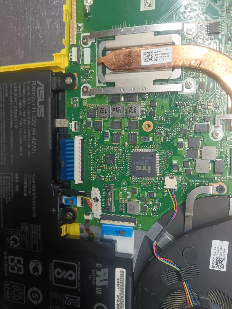 华硕笔记本电脑白屏维修多少钱华硕笔记本电脑屏幕坏了大概多少钱换[One]、..