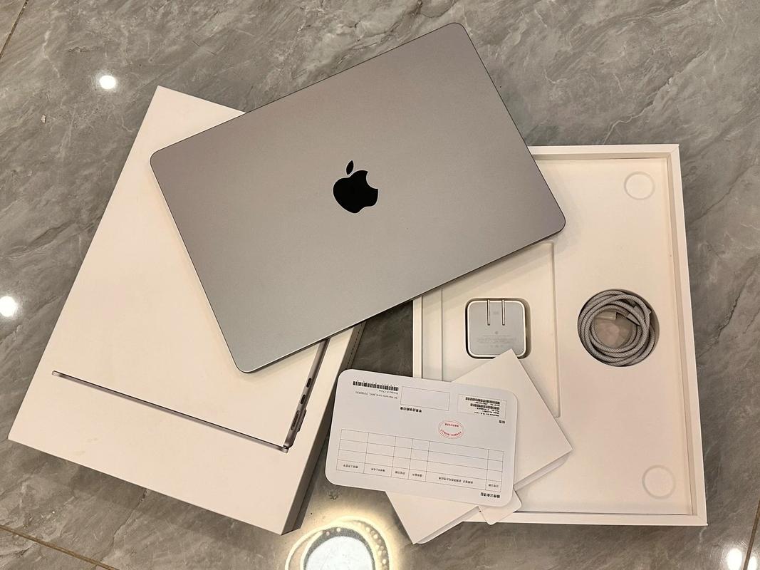 新手二手电脑和新机哪个更值得买苹果电脑买一手还是二手的好啊为什么...