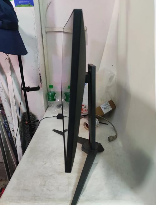 aoc显示器到底好不好,AOC显示器是杂牌子吗?