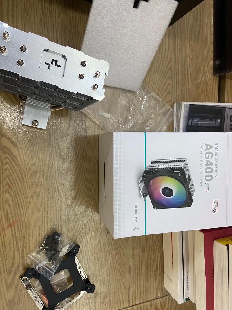 散热器九州风神玄冰400应该怎么装