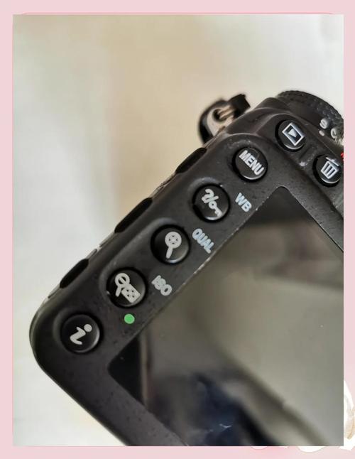 尼康d7200怎么设置单点对焦