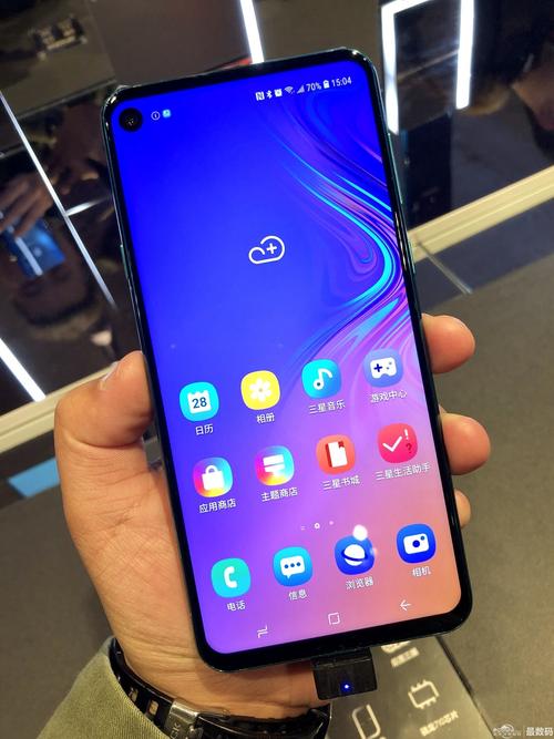 如何评价三星a8s?