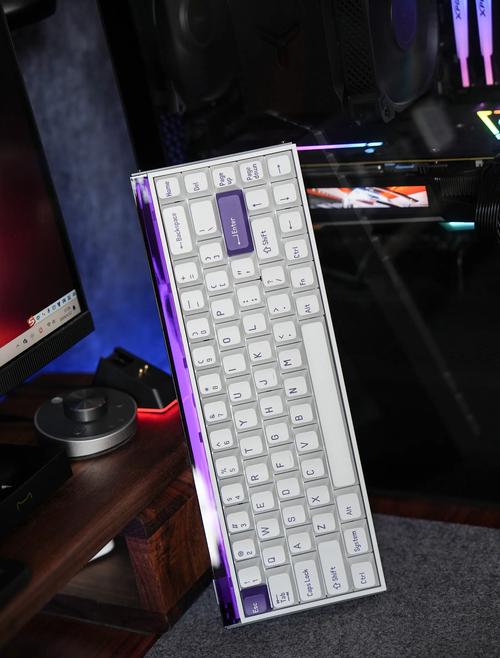 什么是磁轴轴体?它可以安装在机械键盘上吗?