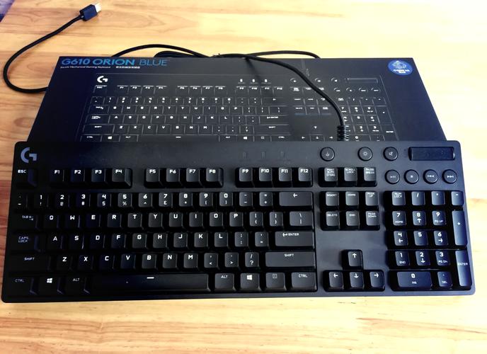 罗技G610有线机械键盘-黑色Cherry茶轴单光